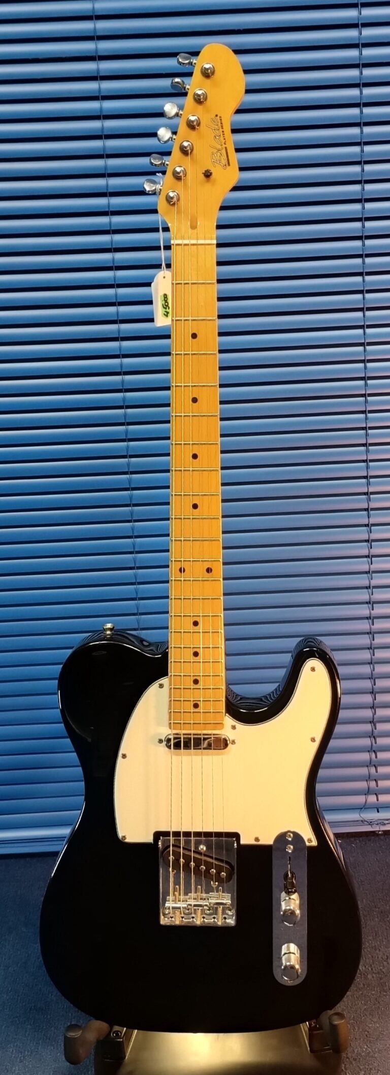 037