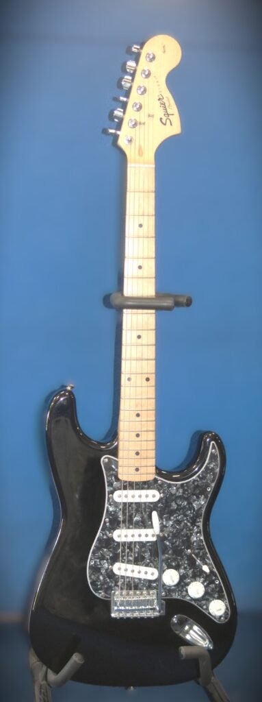 Squier strat Affinity nera