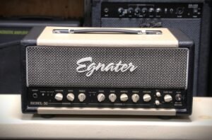 Egnater valvolare Rebel 30