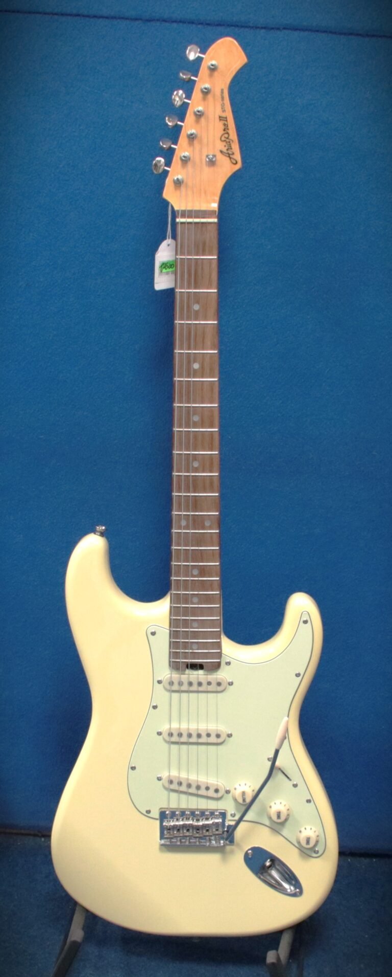 Aria pro II Panna stg