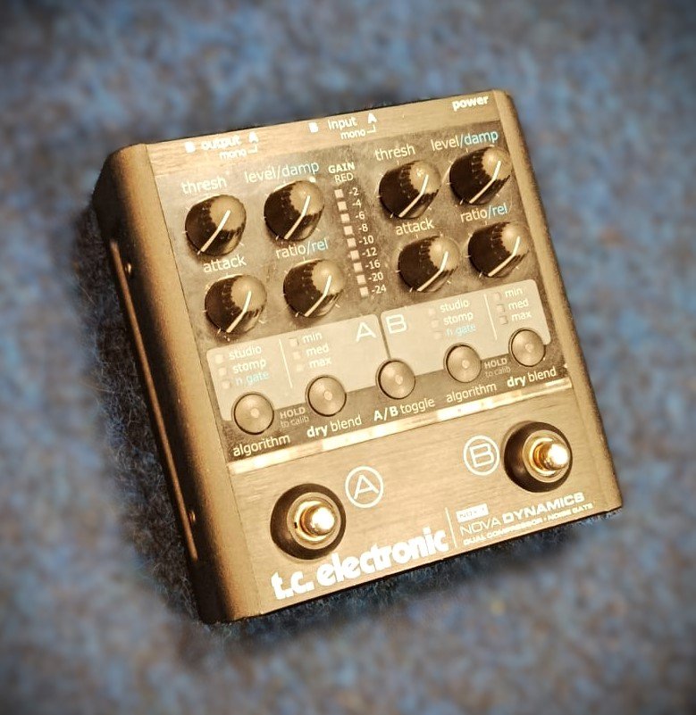 Tc electronic nova dynamics